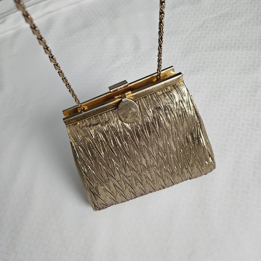 Vintage 60s La Regale Gold Metallic Evening Crossbody Hand Made Gold Chain Prom - Picture 2 of 9